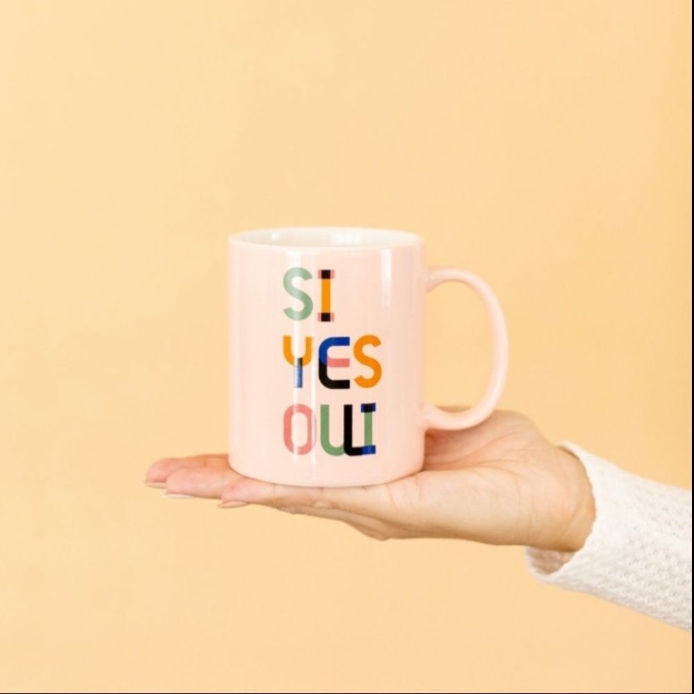 Room Essentials Si YES OUI Spellout Stoneware Coffee Mug Spanish English French